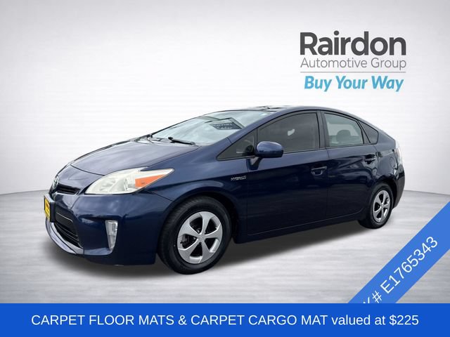 Used 2014 Toyota Prius Four w/ Solar Roof Package FWD image 3
