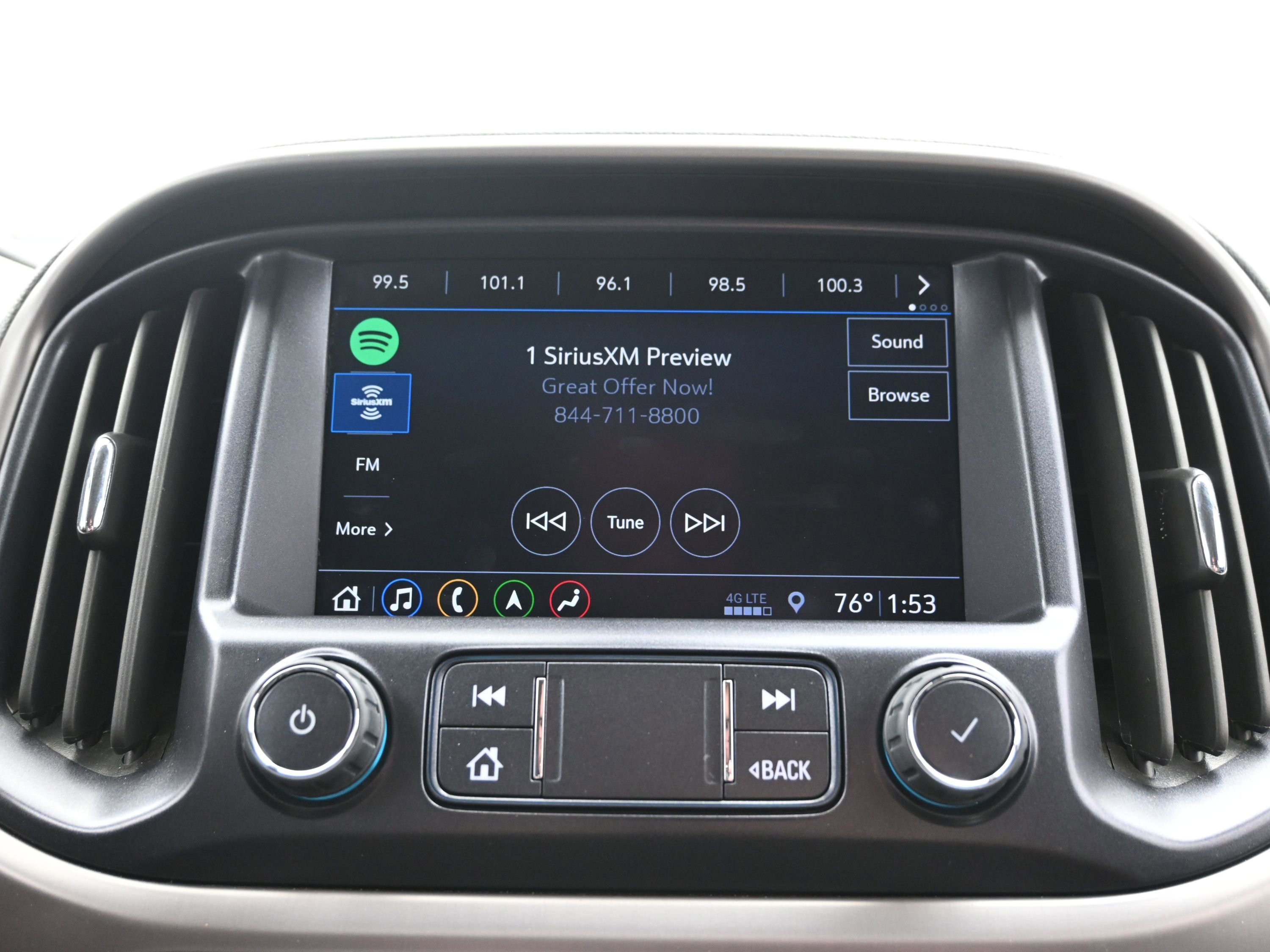 Used 2022 GMC Canyon AT4 w/ Trailering Package image 32