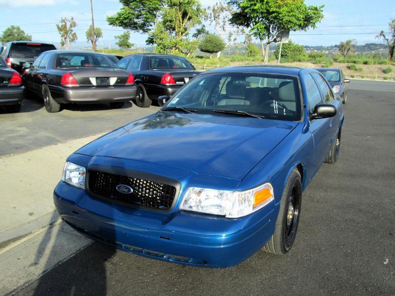Used 2011 Ford Crown Victoria Police Interceptor w/ Trunk Pack image 2