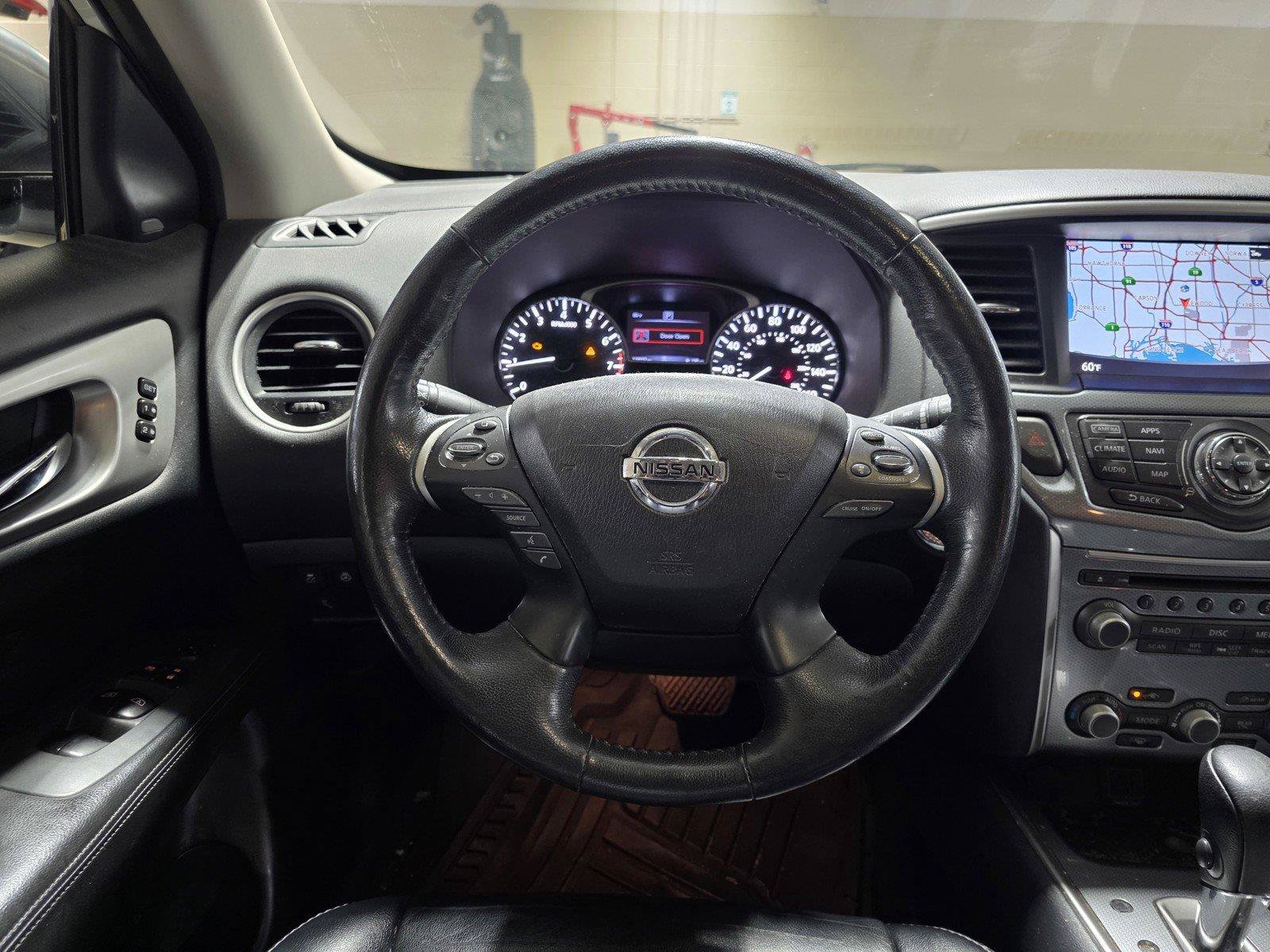 Used 2019 Nissan Pathfinder SL FWD image 21