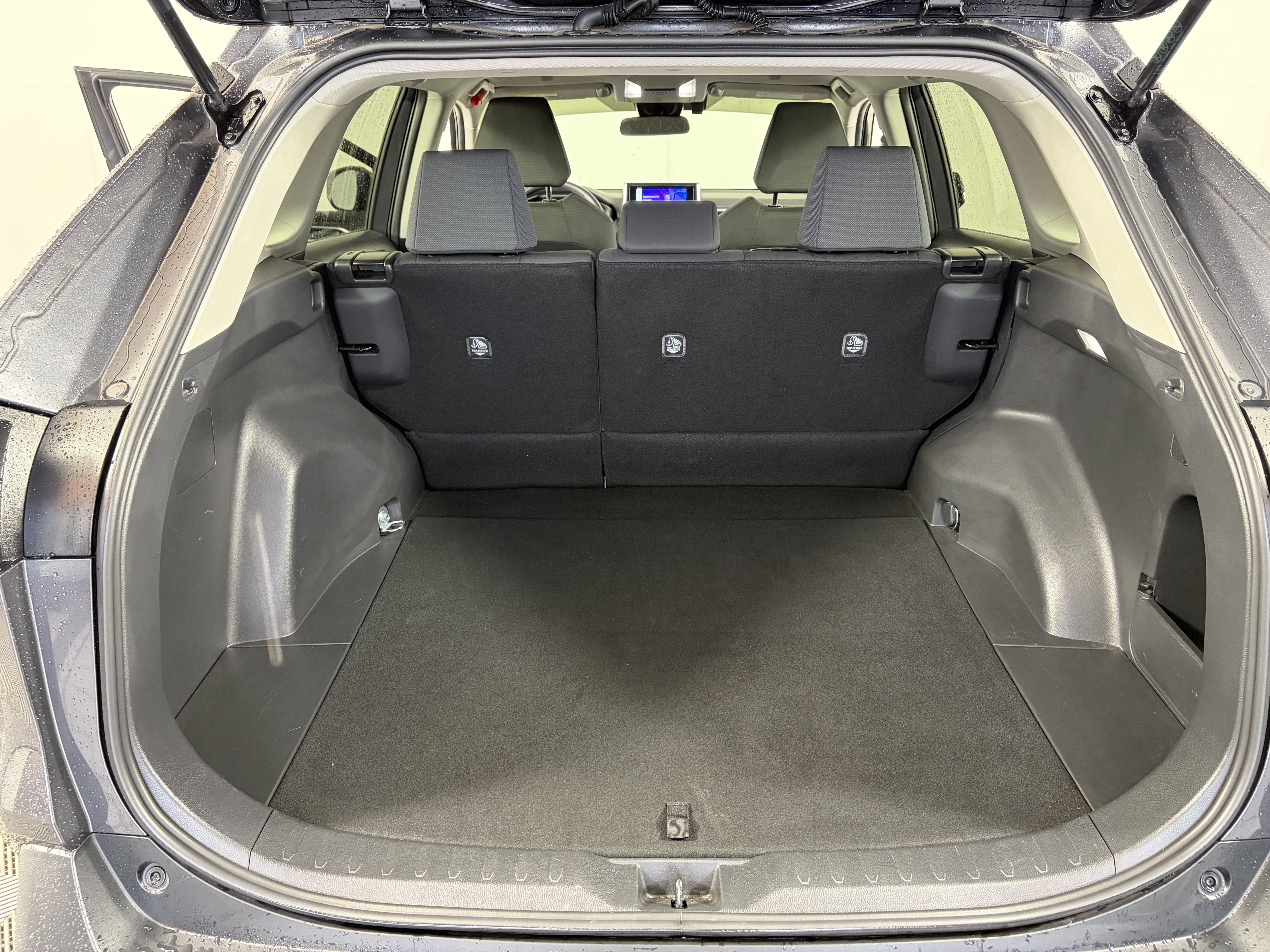 Used 2024 Toyota RAV4 XLE w/ Weather Package AWD/4WD image 14