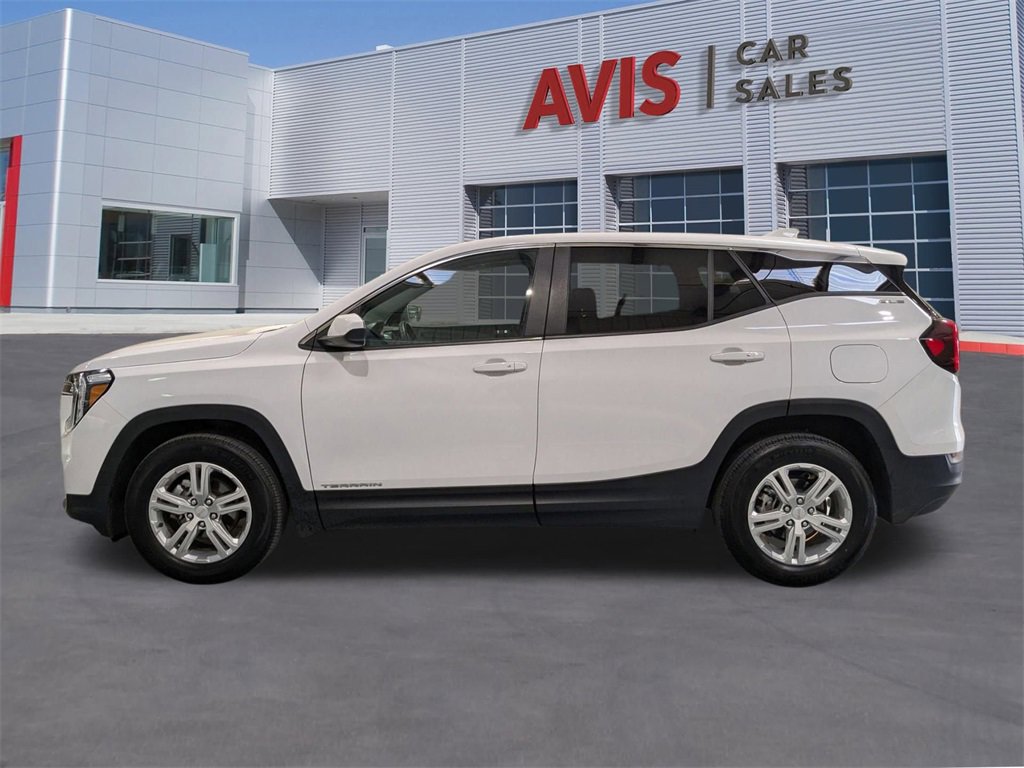 Used 2024 GMC Terrain SLE image 10