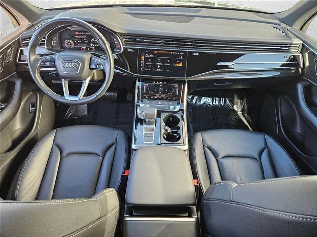 Certified 2025 Audi Q7 3.0T Premium image 16