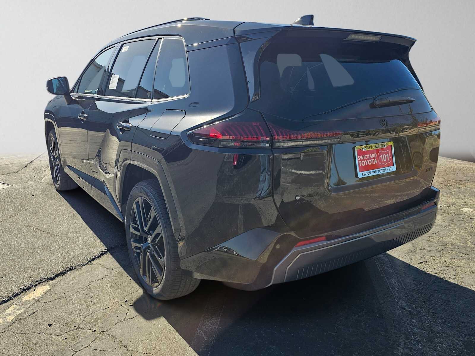 New 2026 Toyota RAV4 XSE w/ Panoramic Sun Roof Package AWD/4WD image 5