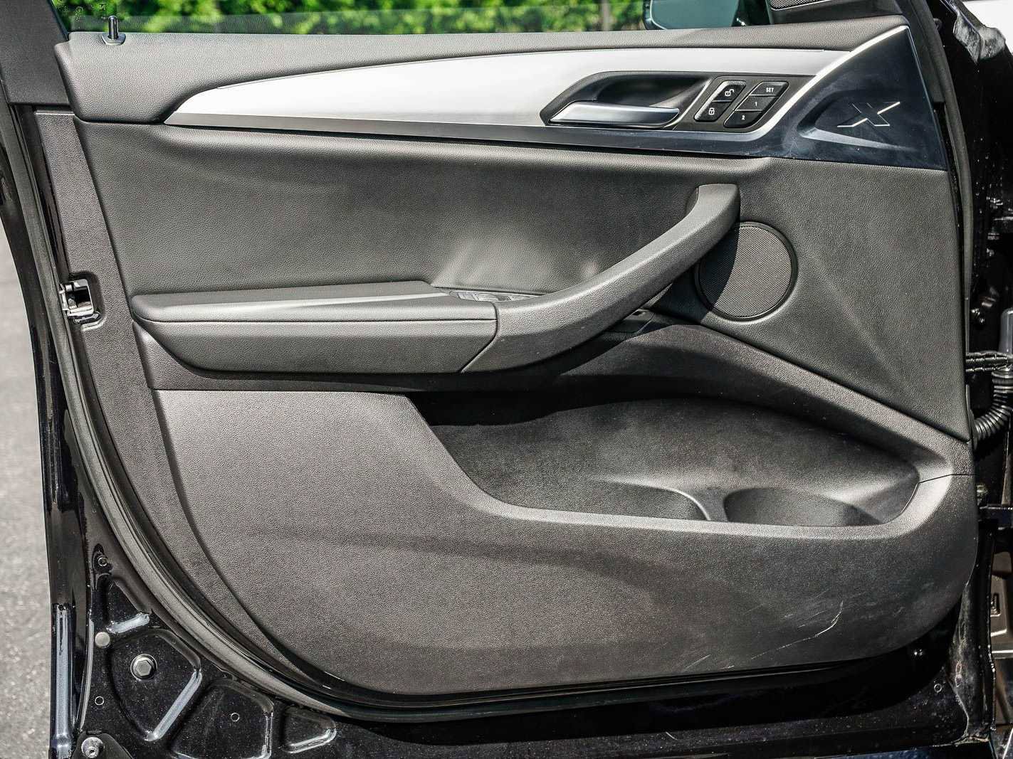 Used 2022 BMW X3 xDrive30i w/ M Sport Package 2 AWD/4WD image 19