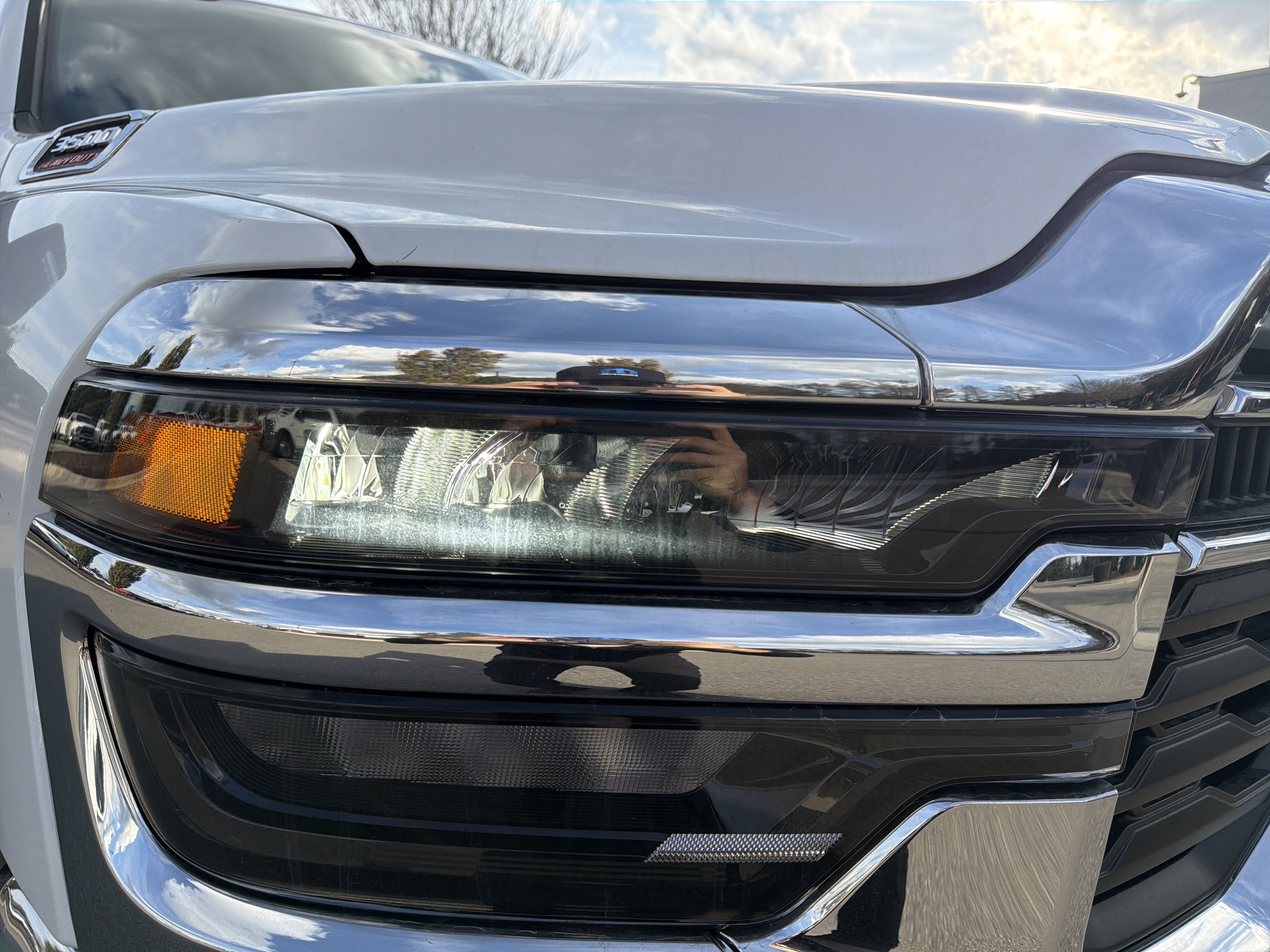 Used 2025 RAM 3500 Big Horn AWD/4WD image 10