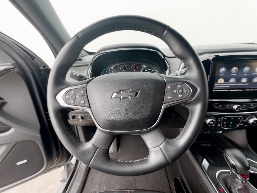 Used 2023 Chevrolet Traverse RS FWD image 10