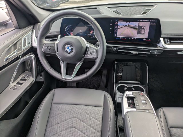 Used 2025 BMW X1 xDrive28i w/ Premium Package AWD/4WD image 17