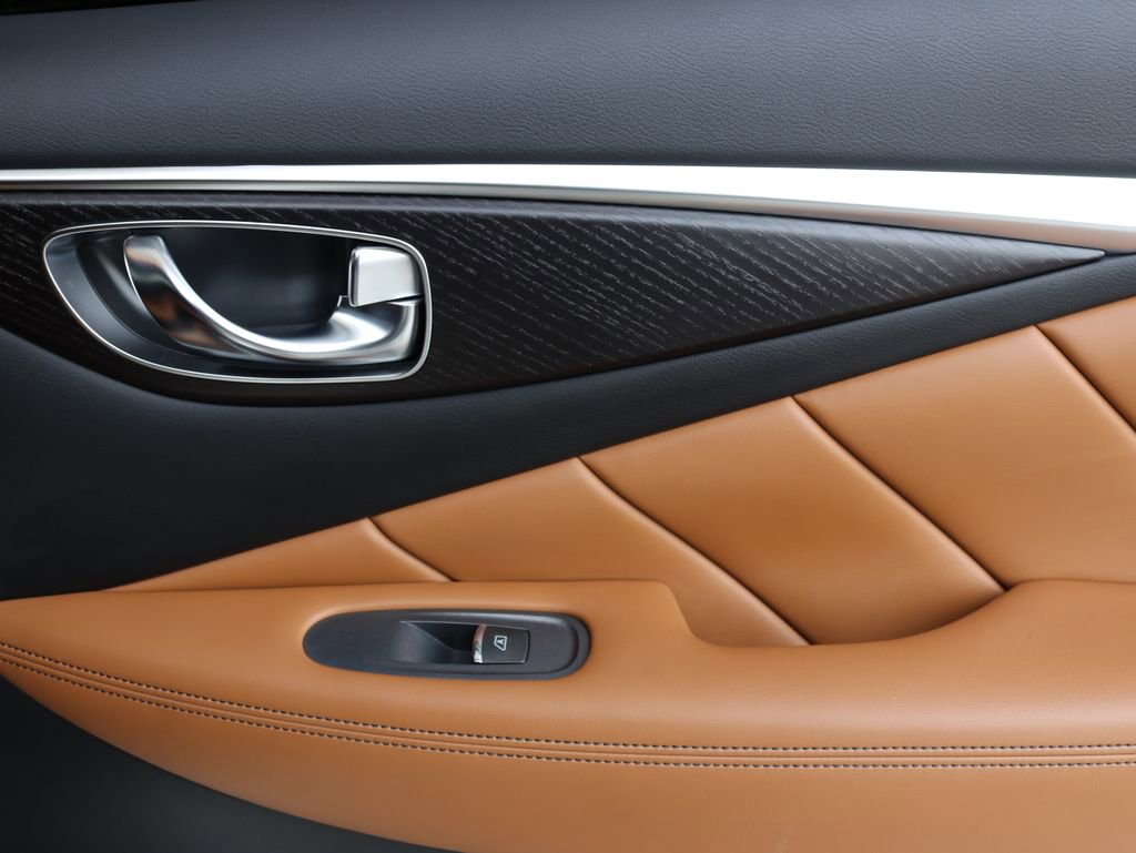 Certified 2024 INFINITI Q50 Sensory image 30