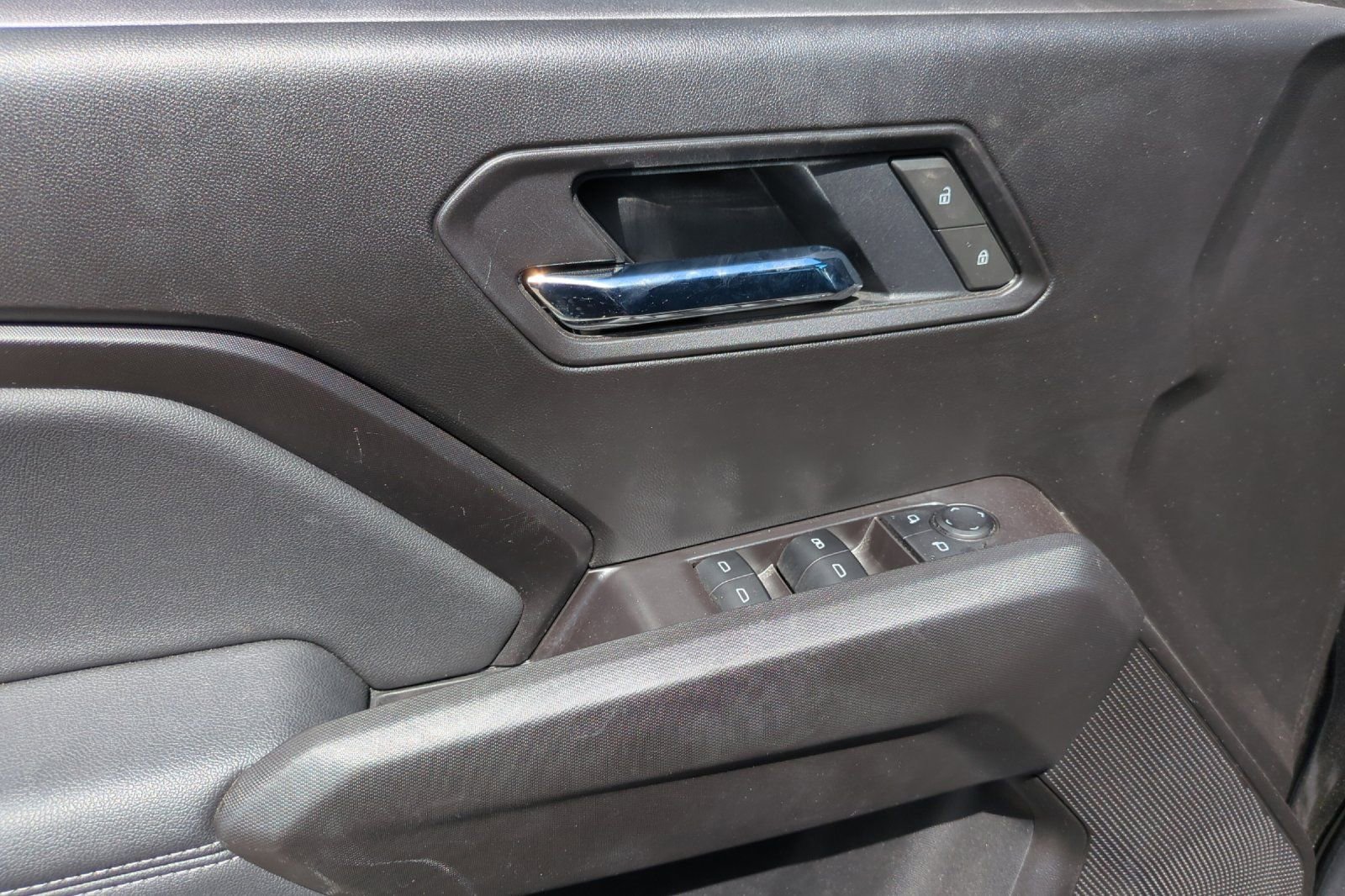 Used 2025 GMC Canyon Elevation AWD/4WD image 10