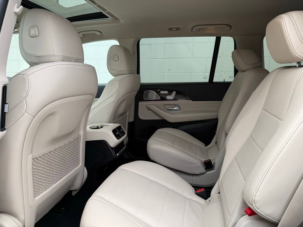 Used 2022 Mercedes-Benz GLS 450 4MATIC w/ Warmth & Comfort Package image 35