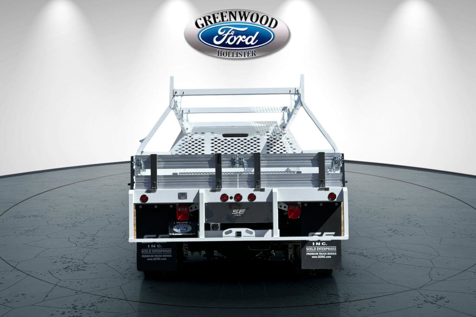 New 2025 Ford F550 4x4 Crew Cab Super Duty image 5