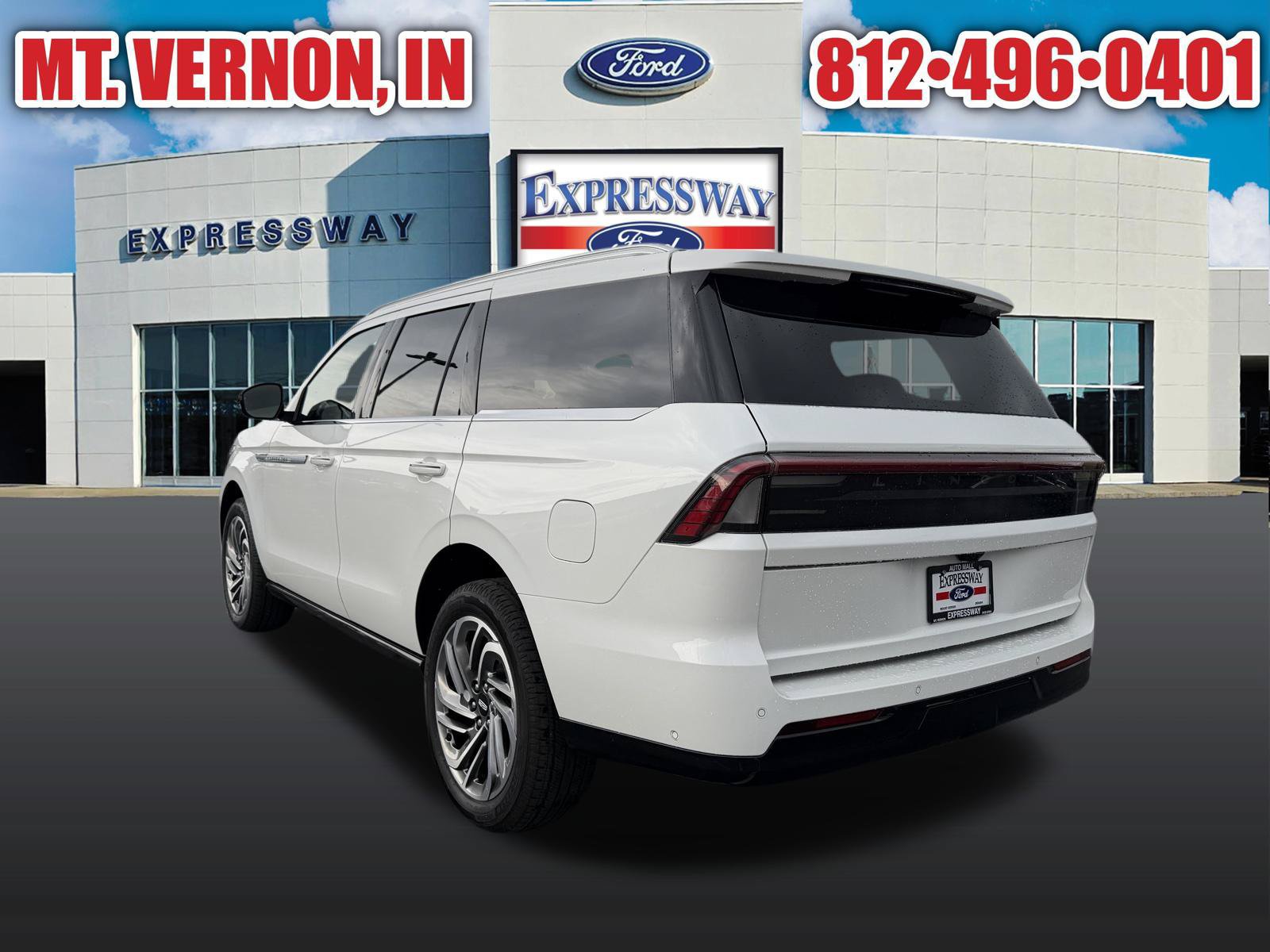 Used 2025 Lincoln Navigator Reserve AWD/4WD image 9