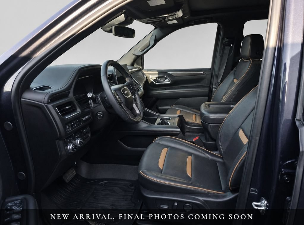 Used 2024 GMC Yukon AT4 w/ AT4 Premium Plus Package AWD/4WD image 12