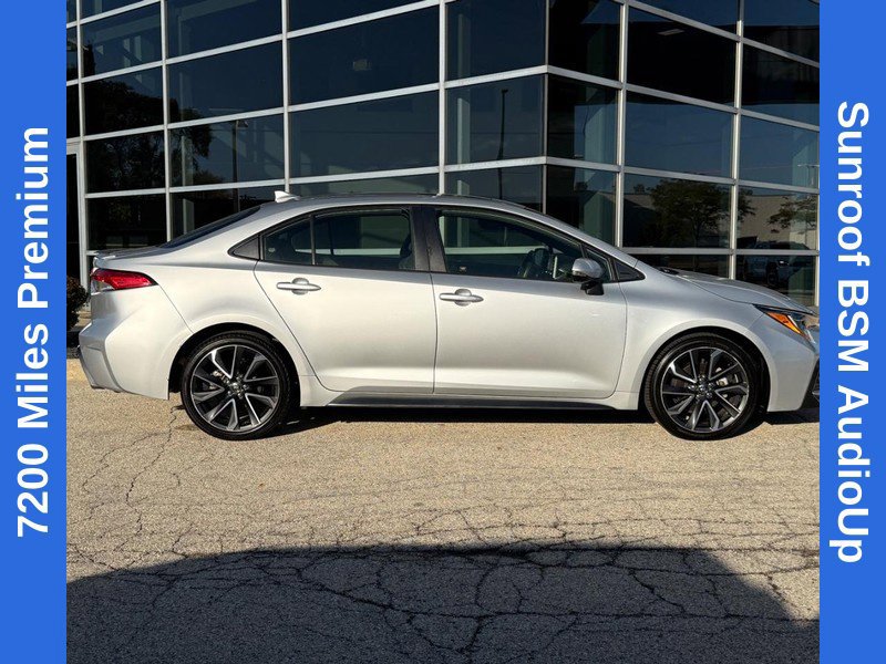 Used 2020 Toyota Corolla SE w/ SE Premium Package FWD image 2