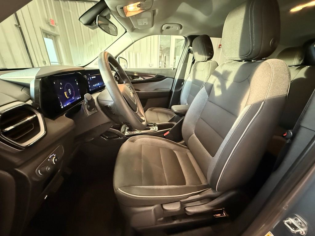 Used 2025 Chevrolet TrailBlazer LT image 21