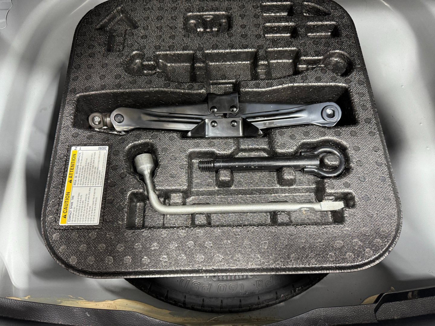 Used 2022 Toyota Corolla LE w/ Carpet Mat Package (TMS) image 59