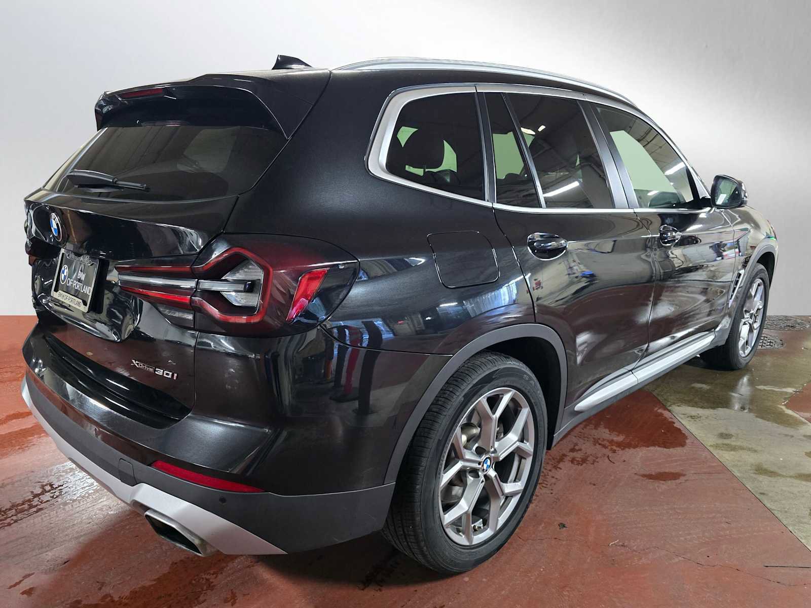 Used 2024 BMW X3 xDrive30i w/ Convenience Package image 5