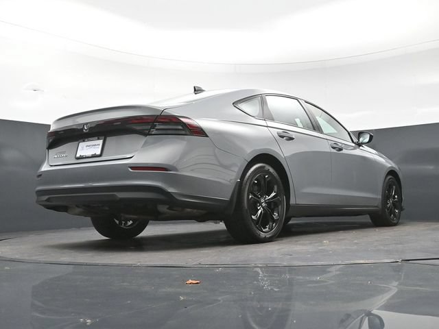 Certified 2025 Honda Accord SE image 25
