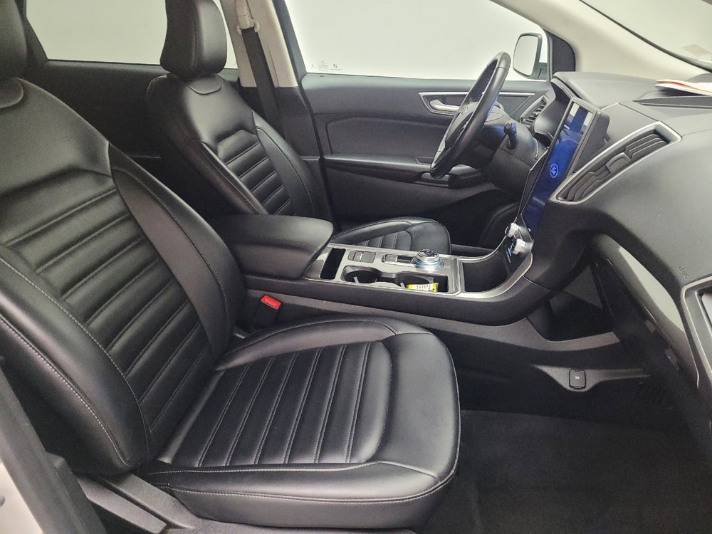 Used 2023 Ford Edge SEL image 21
