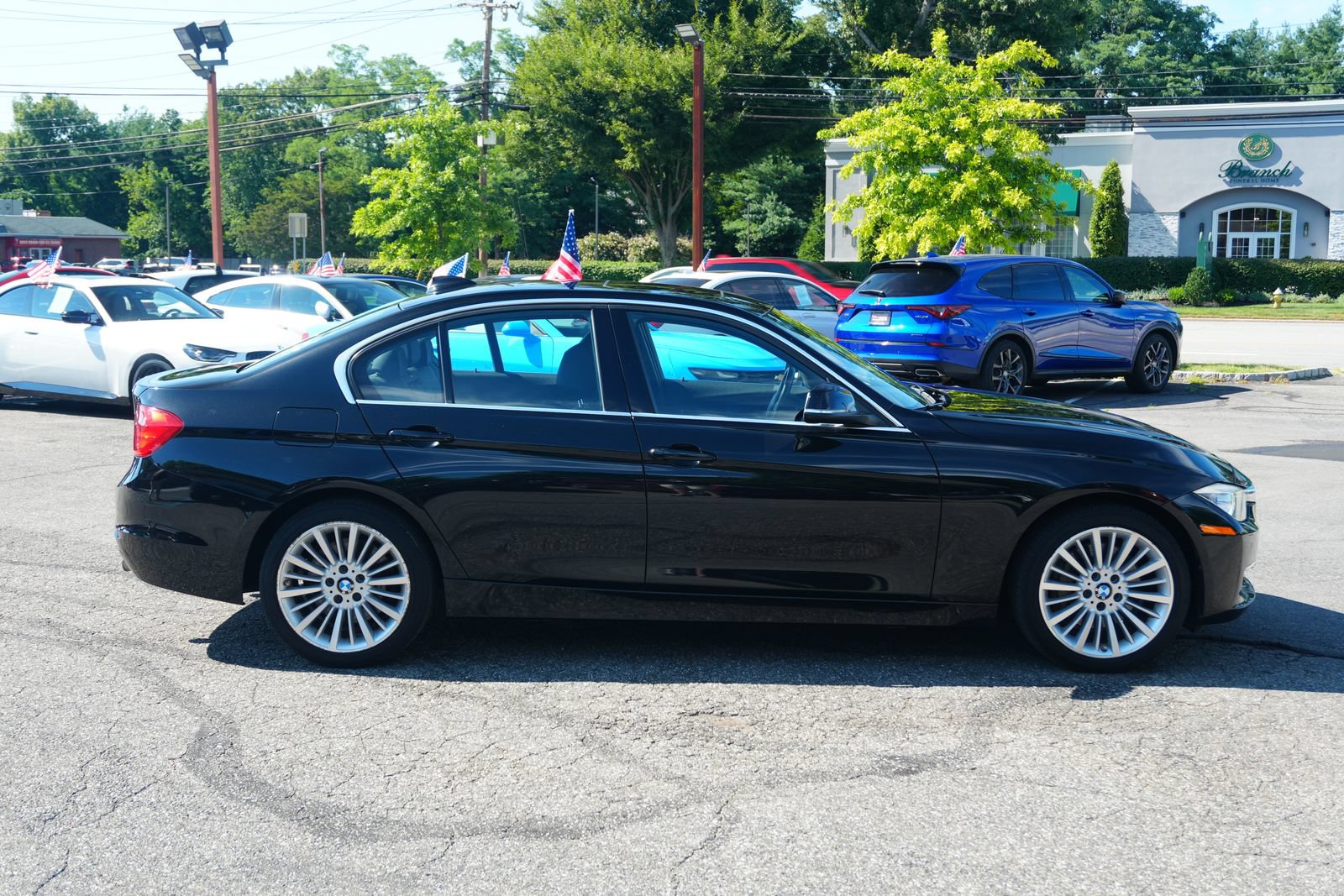 Used 2014 BMW 335i xDrive Sedan AWD/4WD image 4