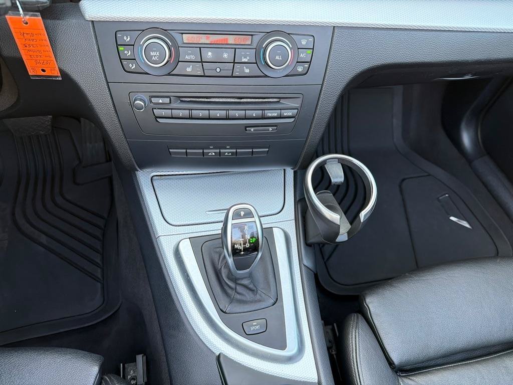 Used 2013 BMW 135i Convertible w/ Premium Pkg RWD image 16
