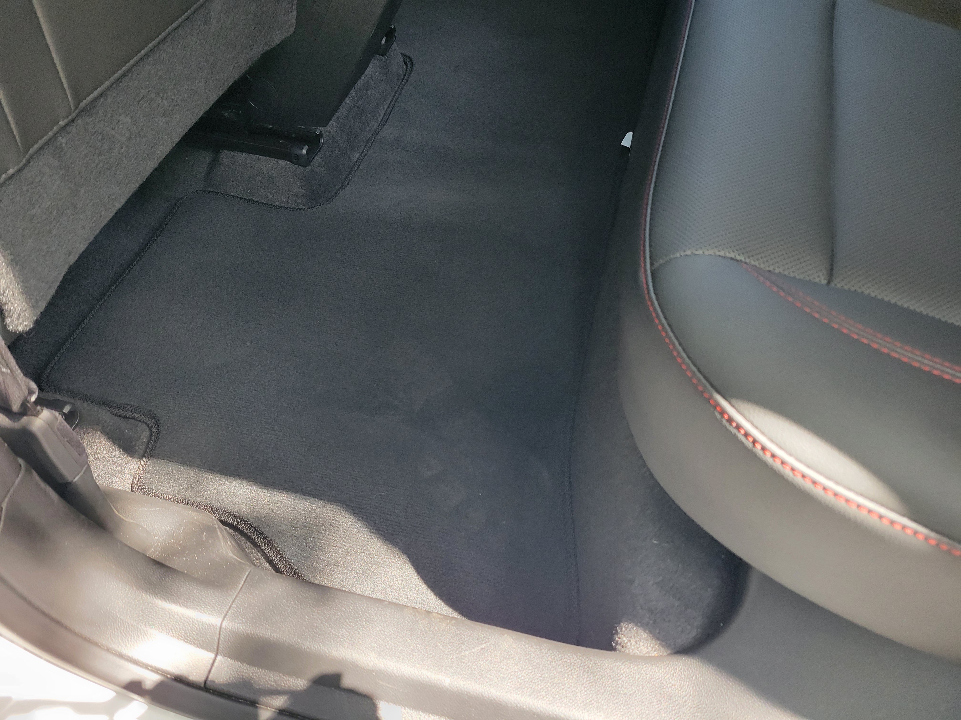 Certified 2024 Chevrolet Trax RS w/ Sunroof Package FWD image 31