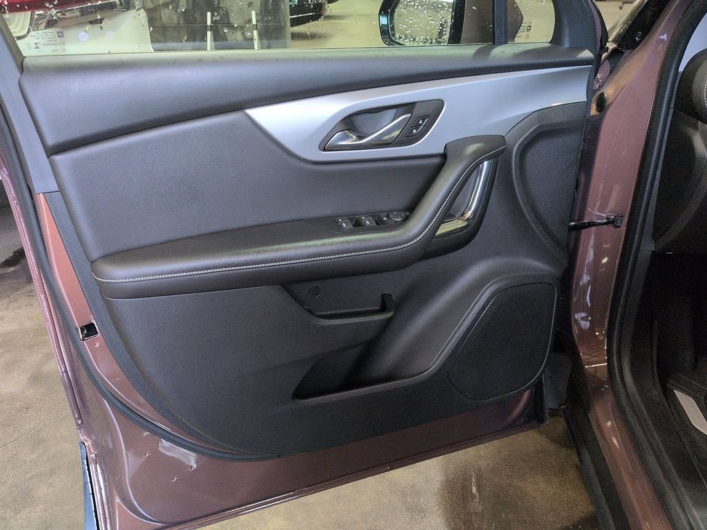 Used 2023 Chevrolet Blazer LT w/ Driver Confidence Package AWD/4WD image 18