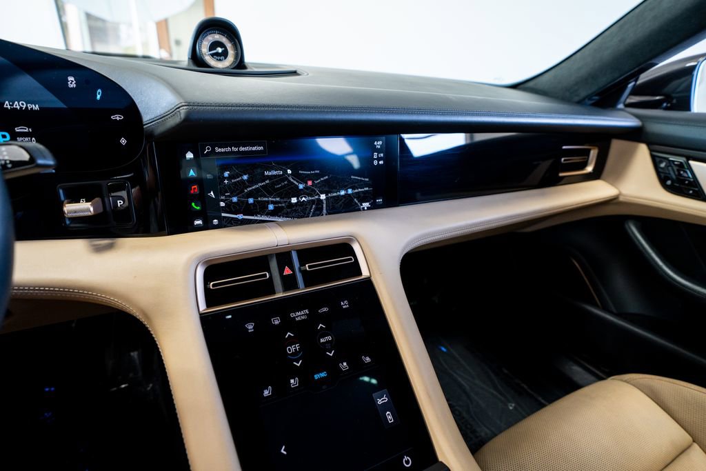 Used 2020 Porsche Taycan Turbo image 40