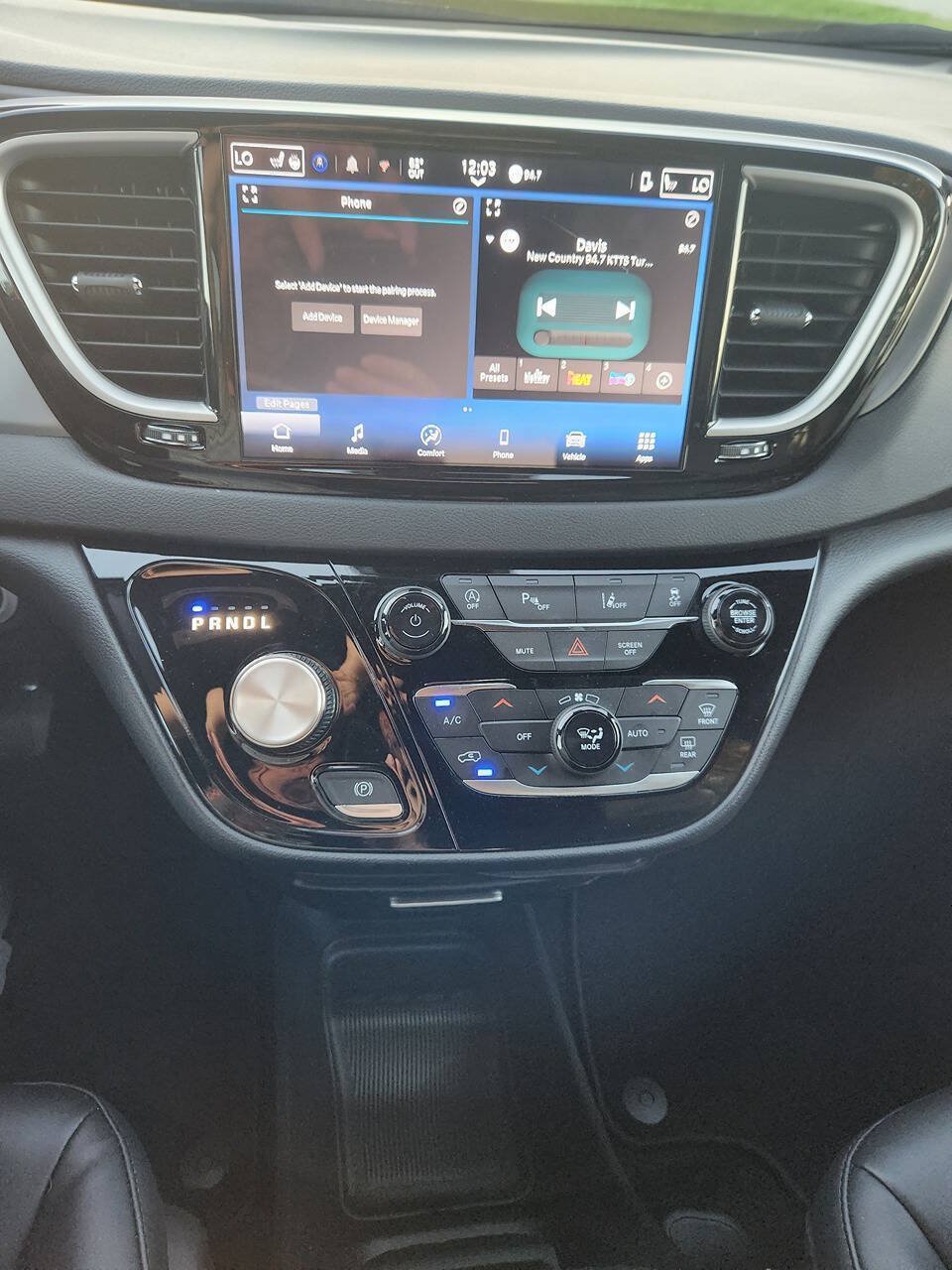Used 2027 Chrysler Pacifica Select FWD image 7