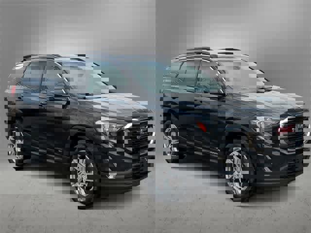 Used 2018 GMC Terrain SLE w/ Driver Convenience Package image 2