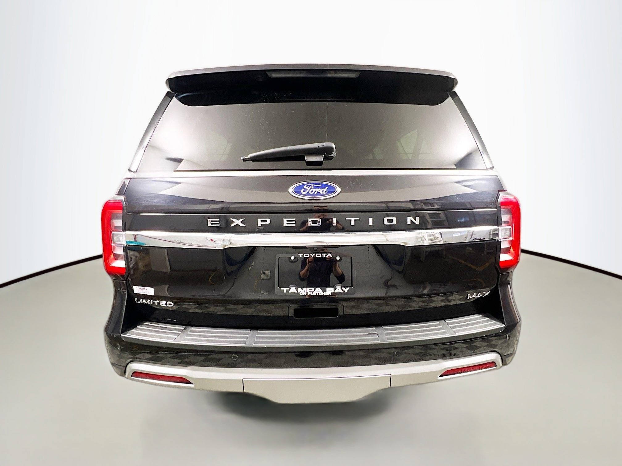 Used 2024 Ford Expedition Max Limited image 6