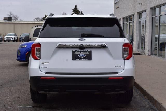 Used 2023 Ford Explorer XLT image 5