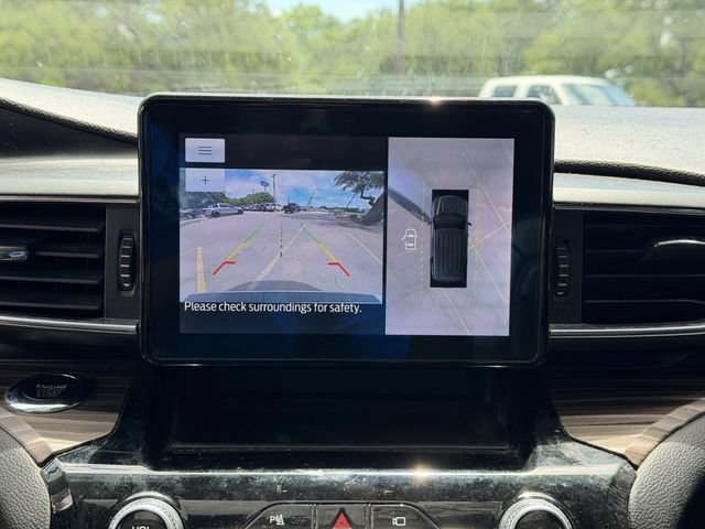 Used 2022 Ford Explorer Limited w/ Equipment Group 301A RWD image 13