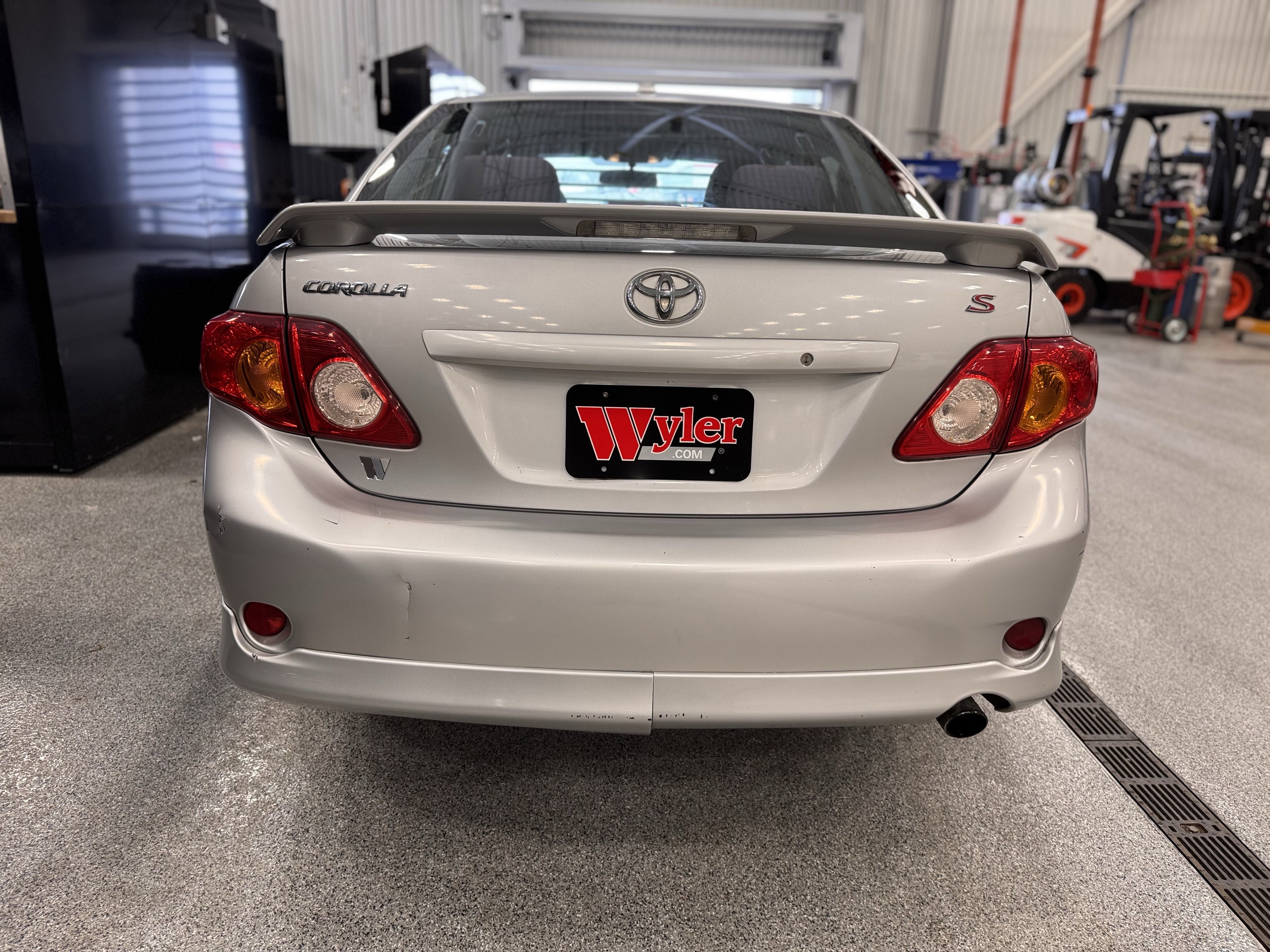 Used 2010 Toyota Corolla S image 32