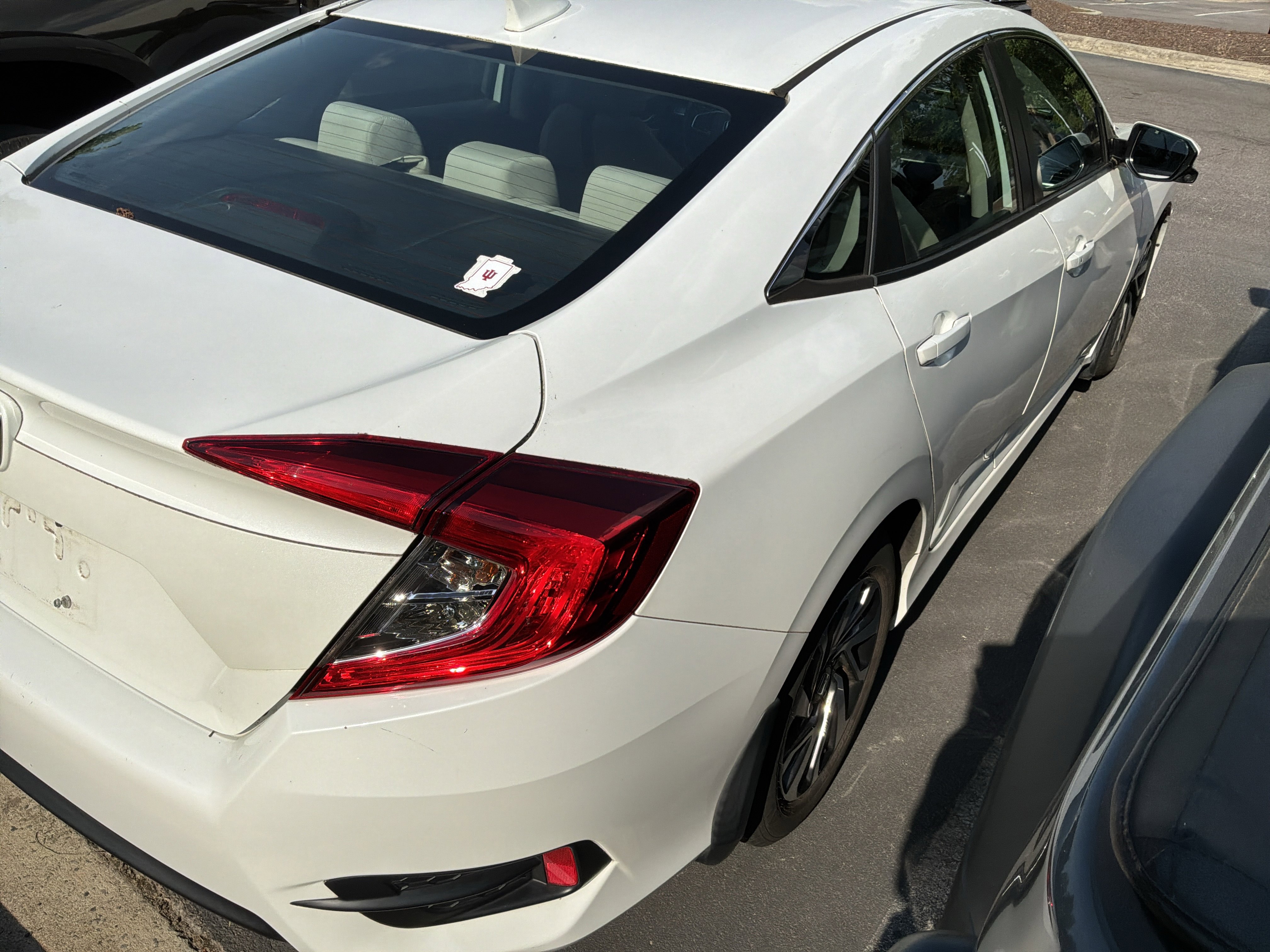 Used 2018 Honda Civic EX image 9