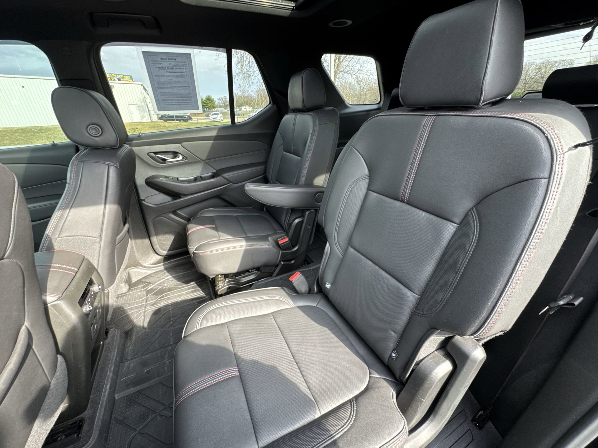 Used 2023 Chevrolet Traverse RS w/ LPO, Cargo Package AWD/4WD image 23
