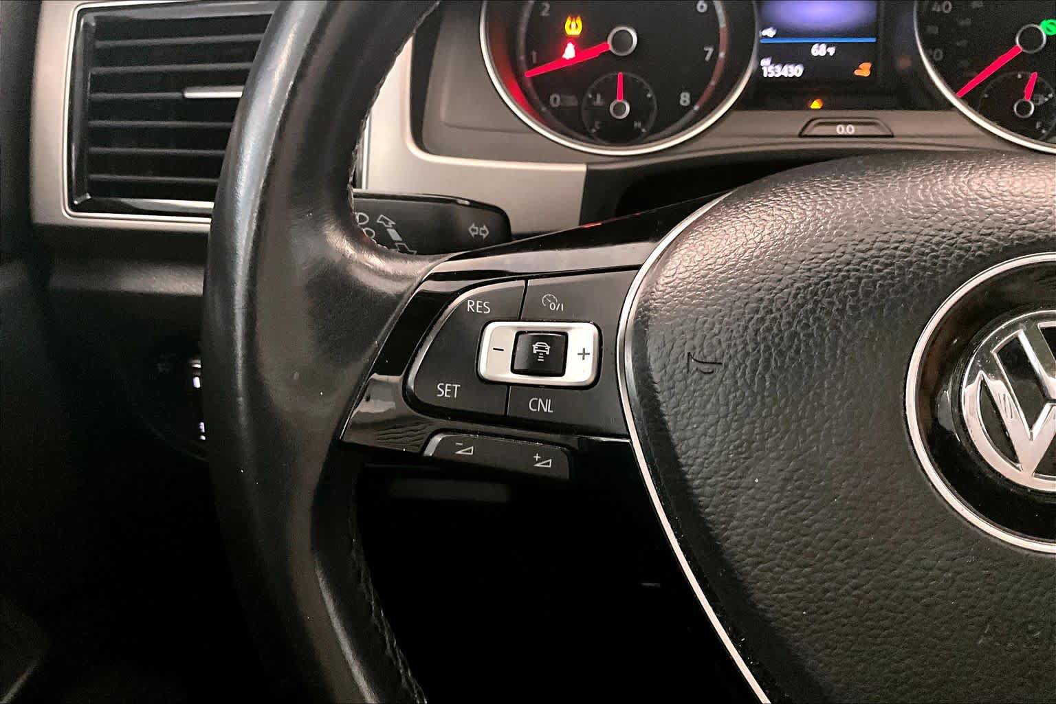 Used 2018 Volkswagen Atlas SEL FWD image 22