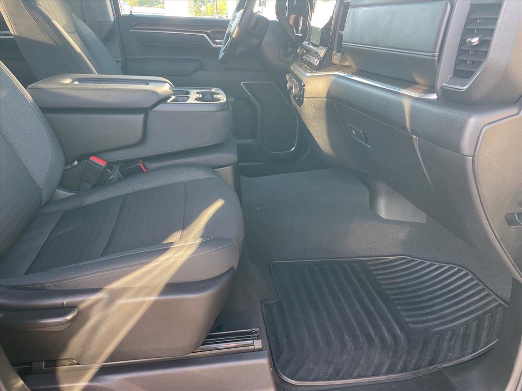 Used 2026 Chevrolet Silverado 1500 RST AWD/4WD image 25