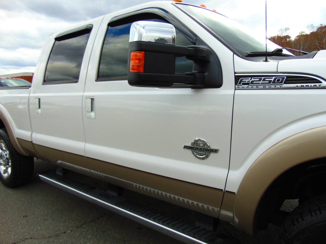 Used 2011 Ford F250 Lariat w/ Lariat Ultimate Pkg image 41