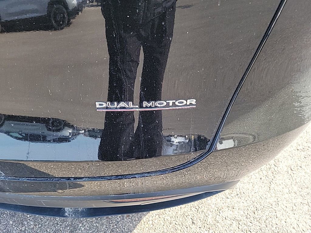 Used 2022 Tesla Model Y Performance image 14