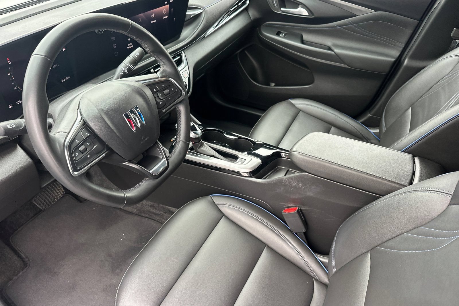 Used 2024 Buick Envista Sport Touring w/ Convenience II Package FWD image 10
