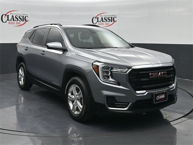 Used 2024 GMC Terrain SLE w/ Driver Convenience Package image 5
