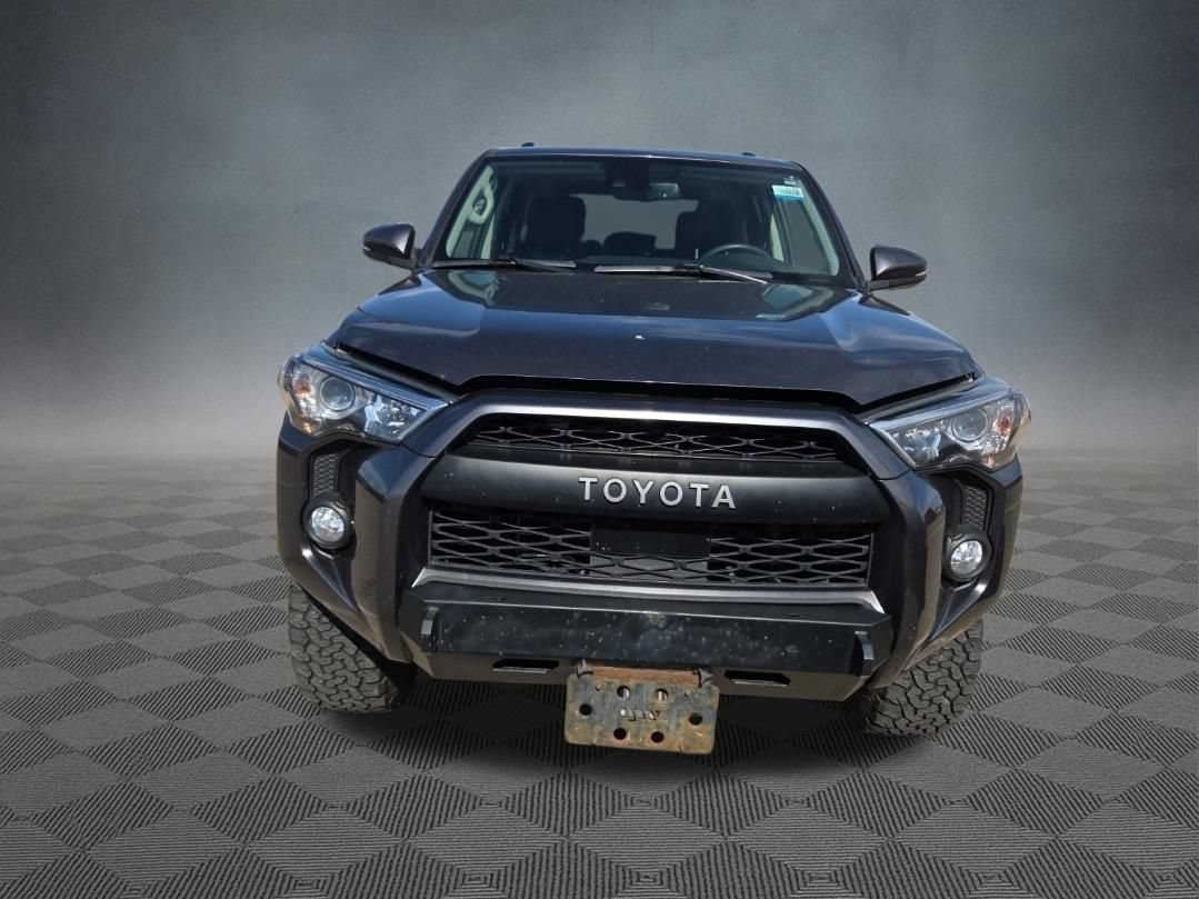 Used 2020 Toyota 4Runner SR5 Premium w/ Moonroof Package AWD/4WD image 6