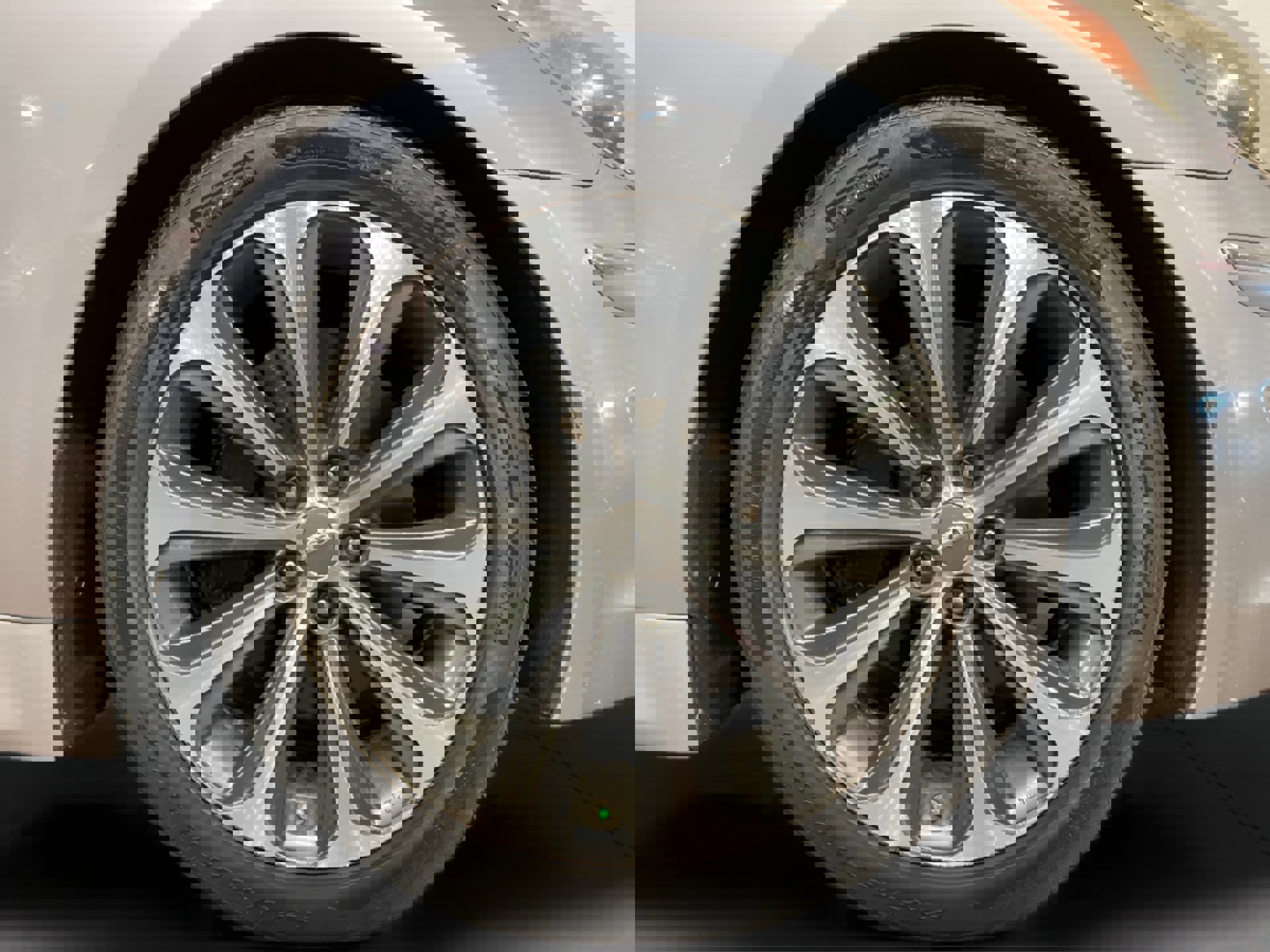 Used 2012 Hyundai Genesis 5.0 R-Spec image 11