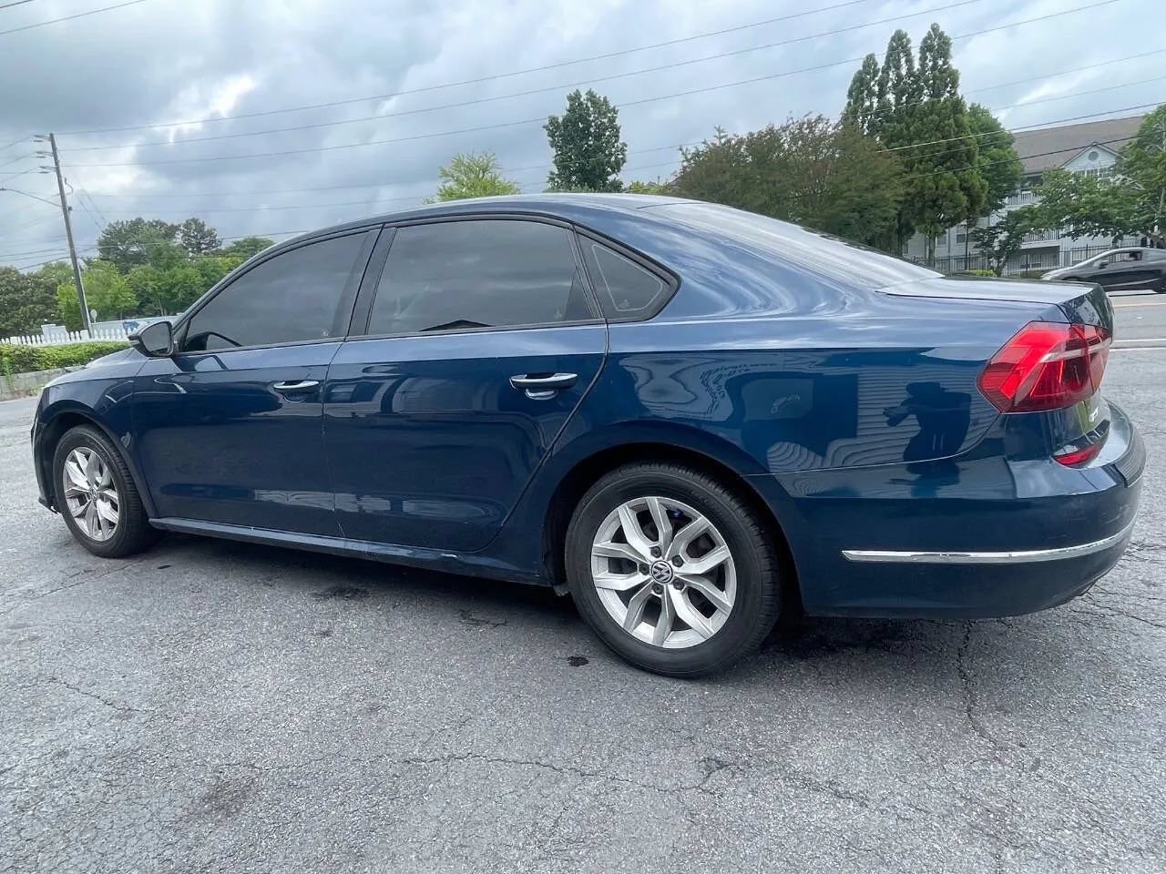Used 2018 Volkswagen Passat 2.0T S w/ Driver Assistance Package FWD image 6