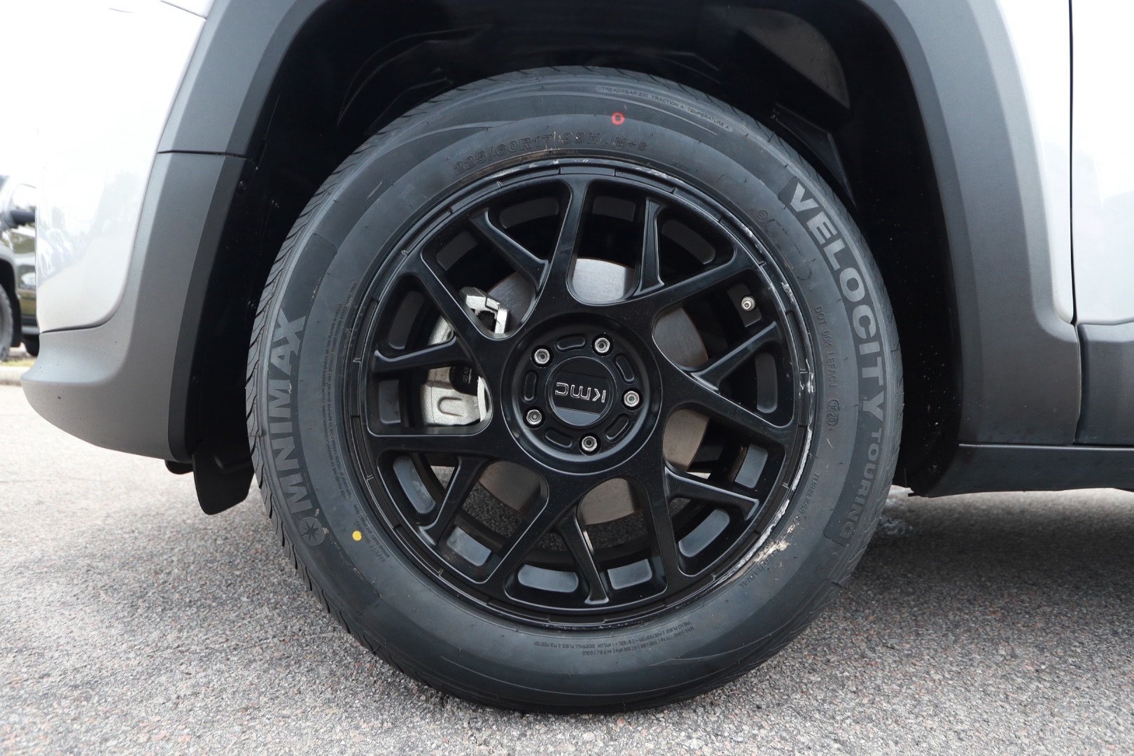 Used 2021 Jeep Renegade Latitude FWD image 9