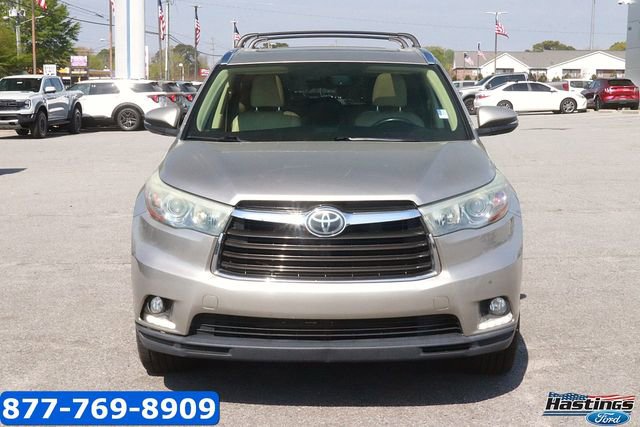 Used 2015 Toyota Highlander Limited w/ Driver Technology Package FWD image 2