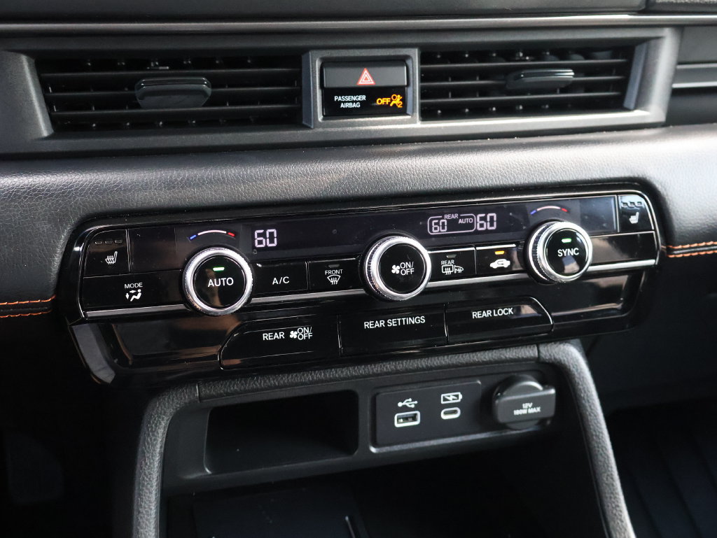 Certified 2025 Honda Pilot TrailSport image 22