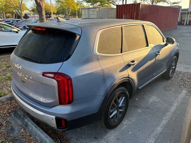 Certified 2024 Kia Telluride LX image 5